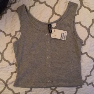 NWT Divided gray cropped tank
